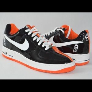 FOR SALE Sz.11 “Halloween” Nike Air Force 1 2006